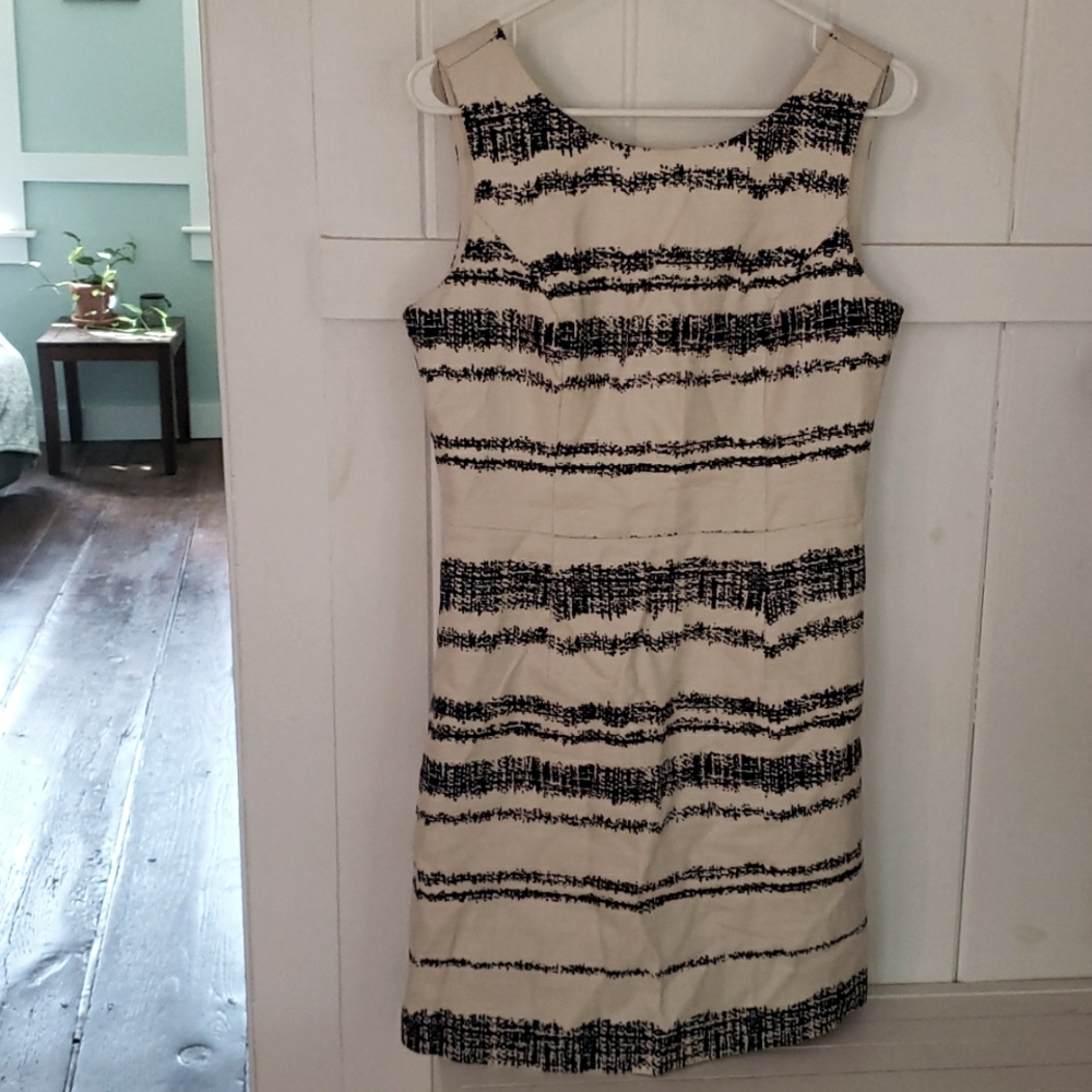 Size 8 banana Republic dress